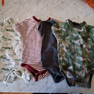 12M-18M-24M LOT Spring Boy Raincoat Knitwear and More